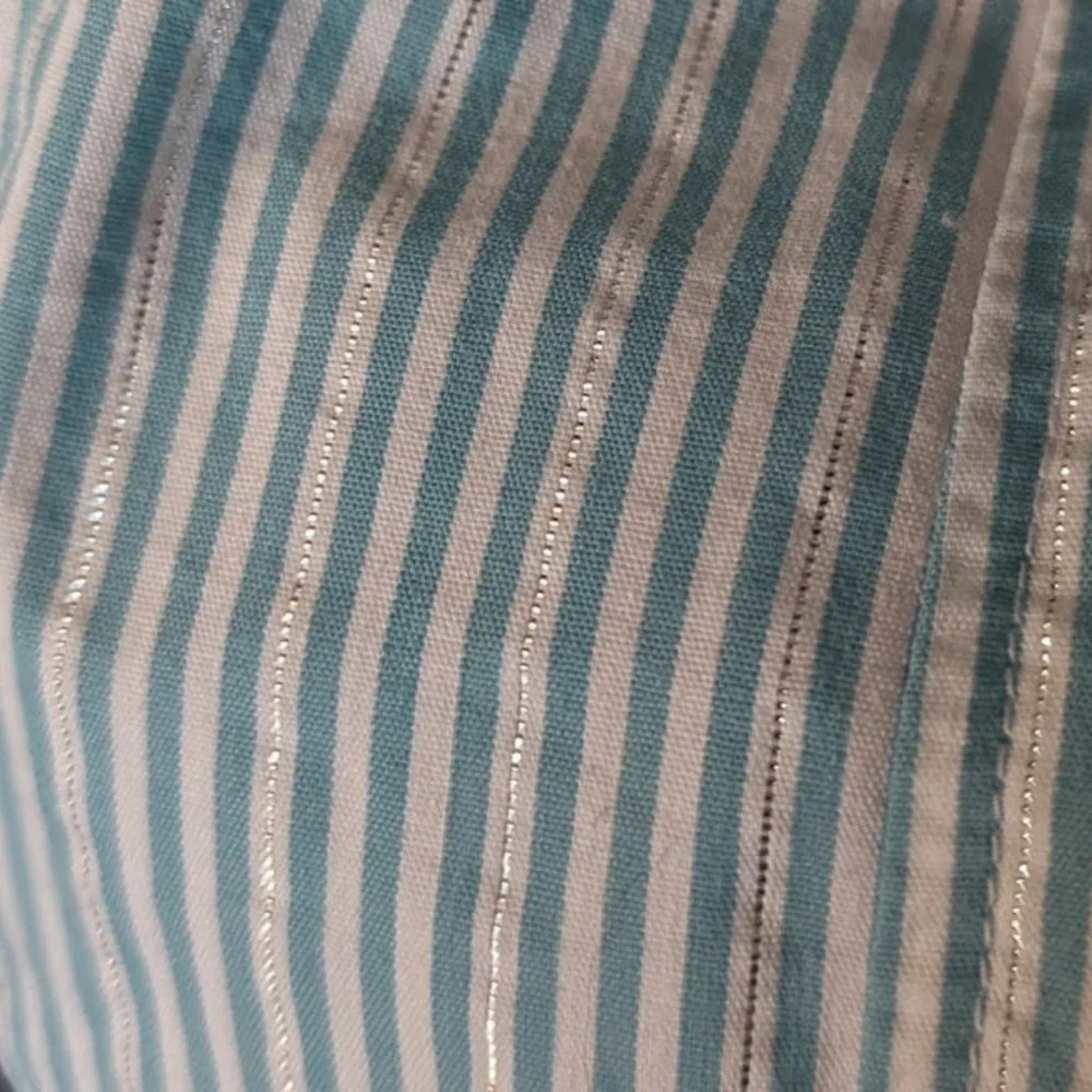 Pinstripe button down - Picture 4 of 6